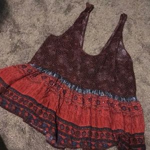 Maroon tank